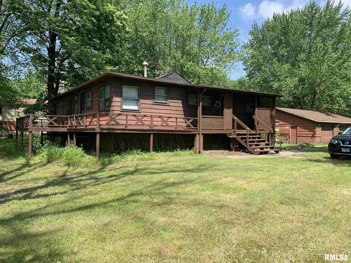6112 56th Ave., Moline, IL 61265