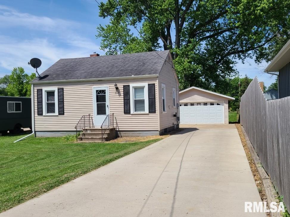 3315 40th St., Moline, IL 61265