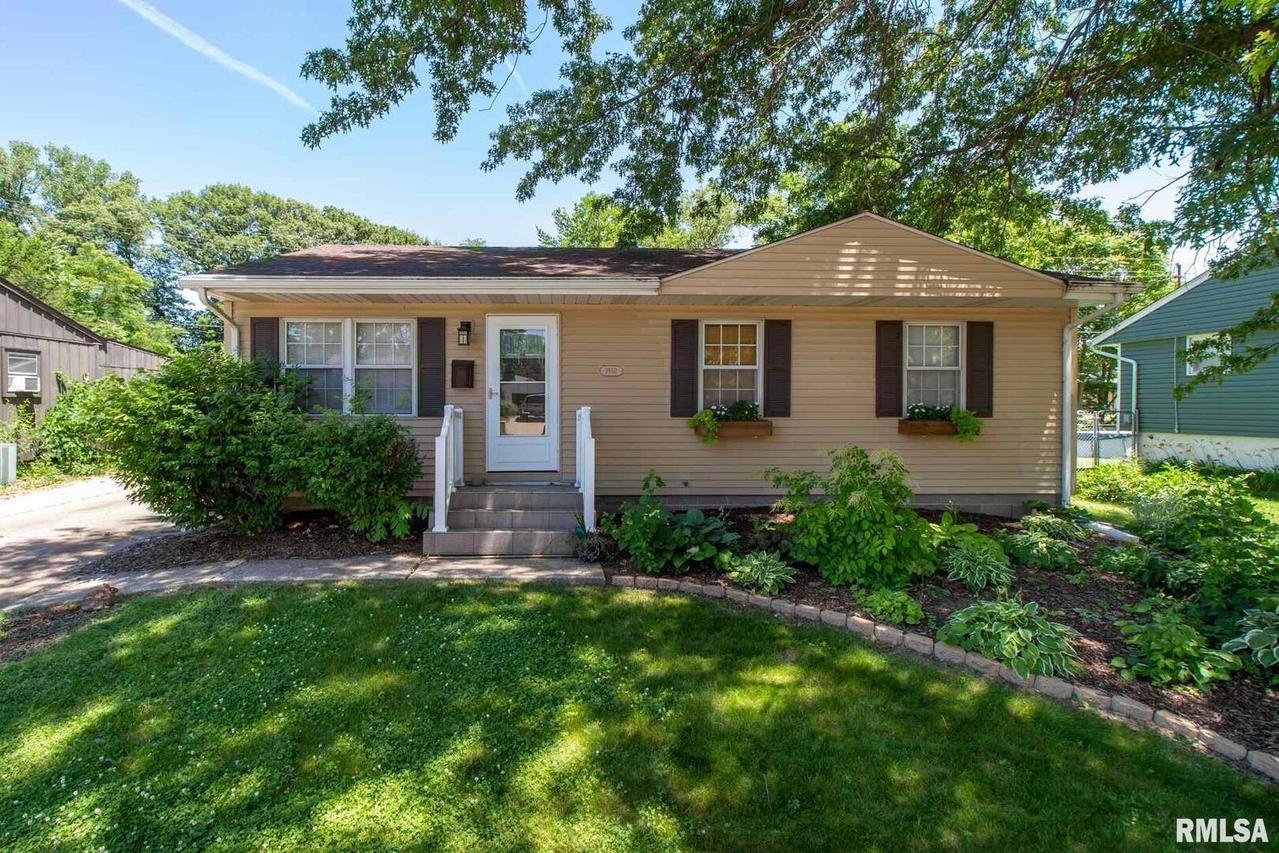 3910 8th St., East Moline, IL 61244