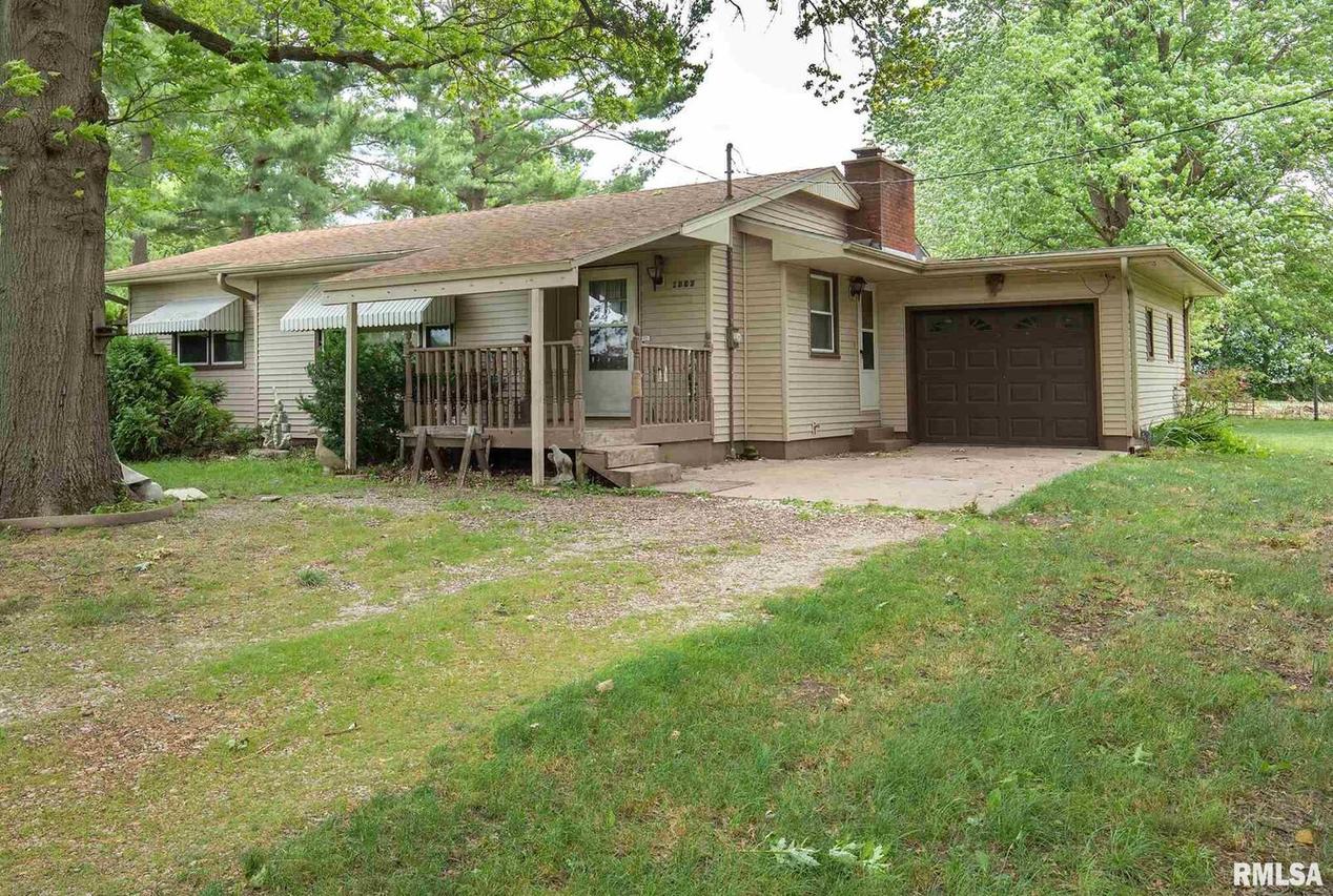 1303 N 207th St., East Moline, IL 61244