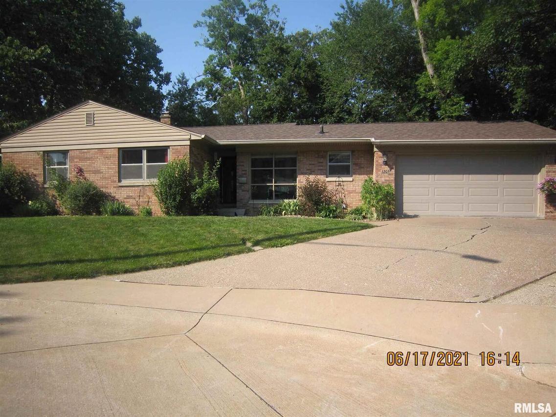 3205 11th Ave. #A, Moline, IL 61265