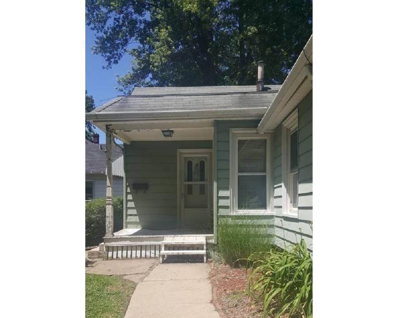 1827 18th Ave. #A, Moline, IL 61265