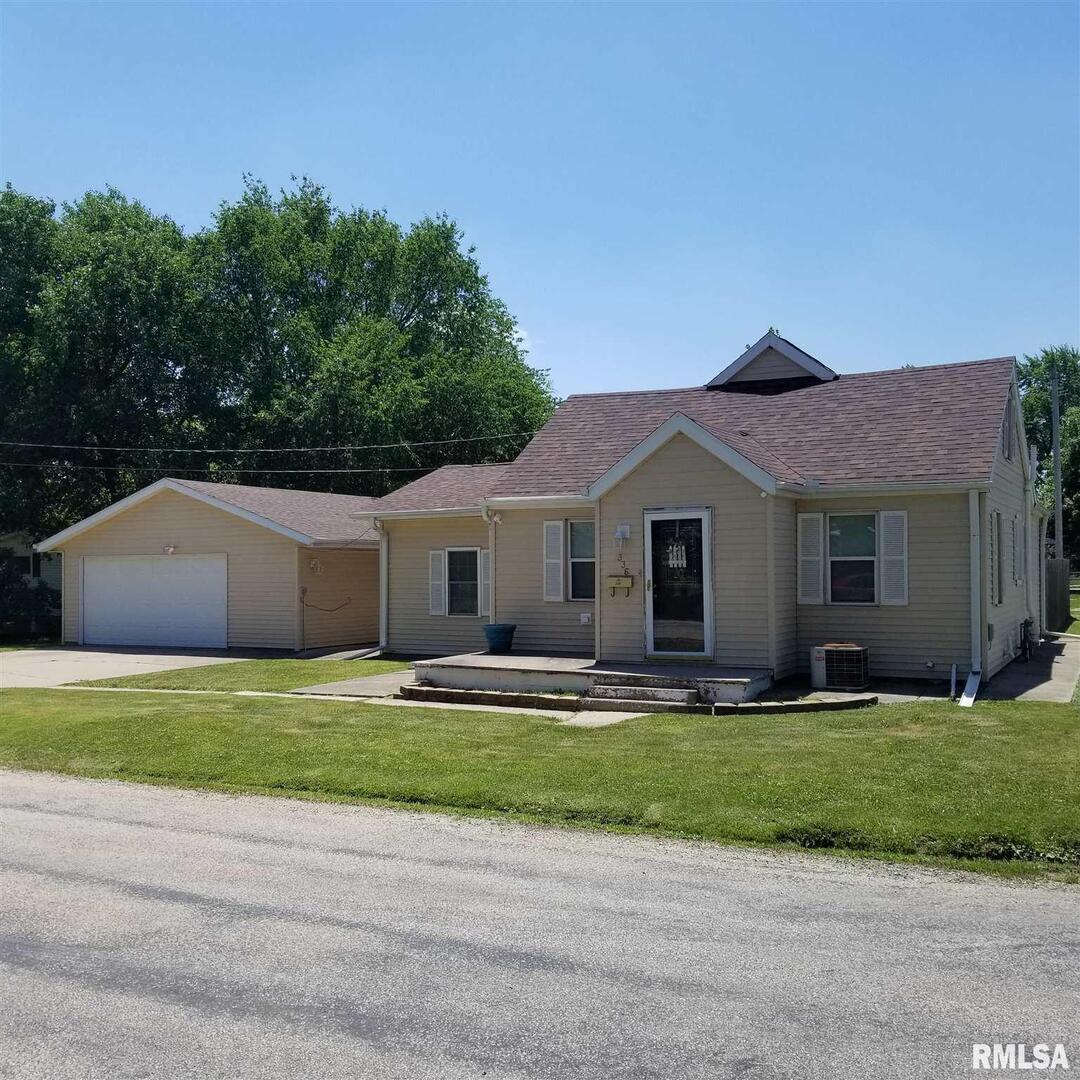 336 40th Ave., East Moline, IL 61244