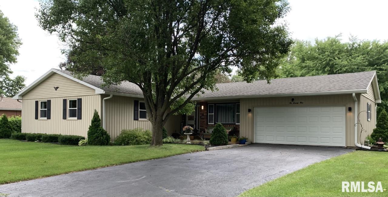 1073 Tamarind Dr., Galesburg, IL 61401