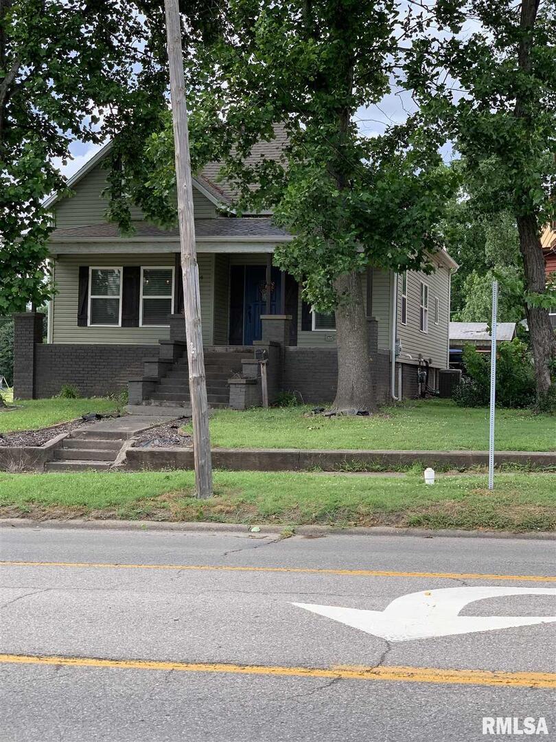 424 W Poplar St., Harrisburg, IL 62946