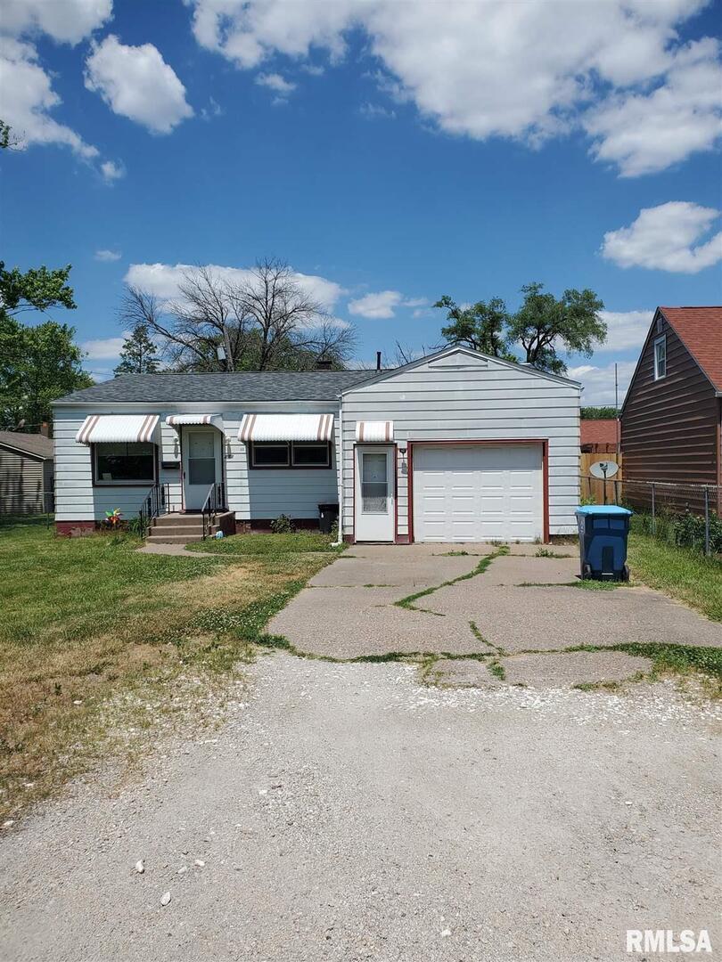 273 31st Ave., East Moline, IL 61244