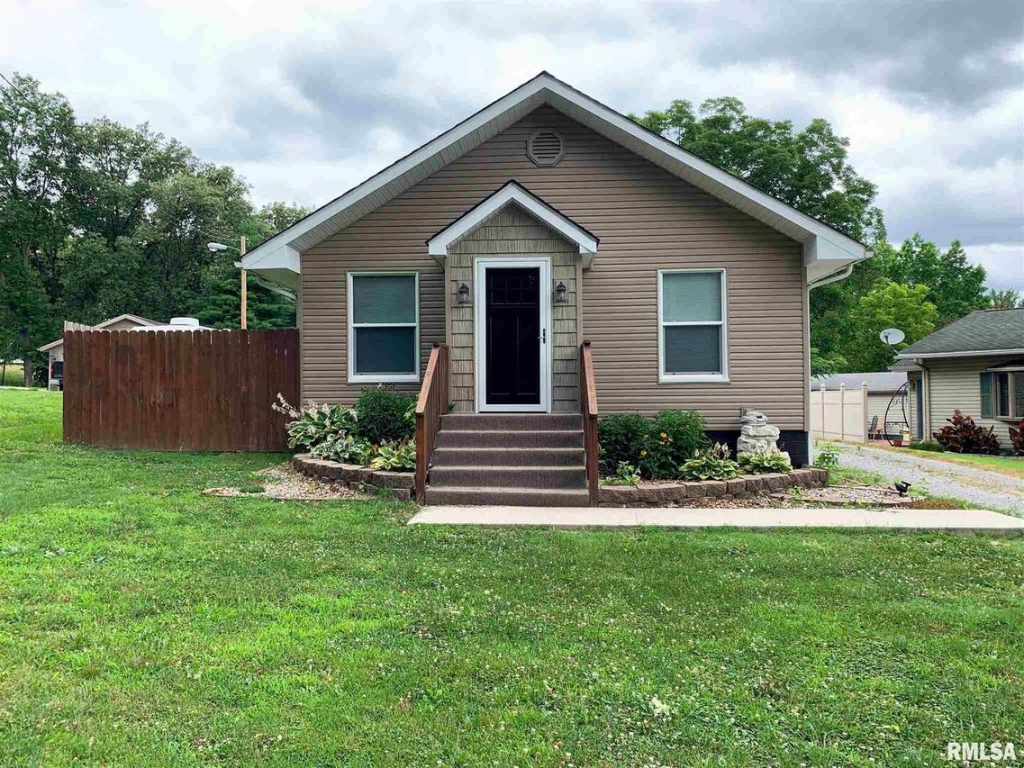 506 Buchanan, Orient, IL 62874