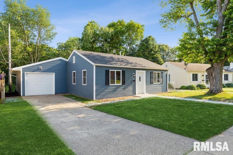 3622 15th Avenue Ct., Moline, IL 61265