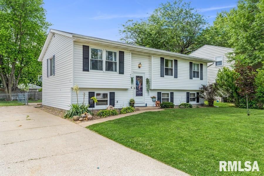 813 3rd St., Colona, IL 61241