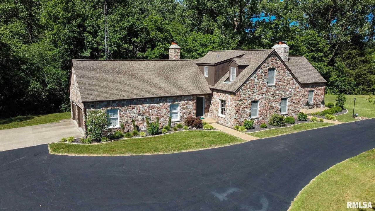 4993 Pyatt Cutler Rd., Pinckneyville, IL 62274