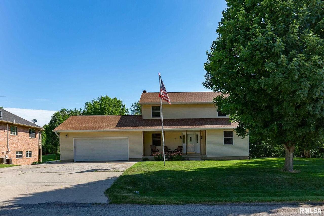 31 Hickory Hills, Geneseo, IL 61254