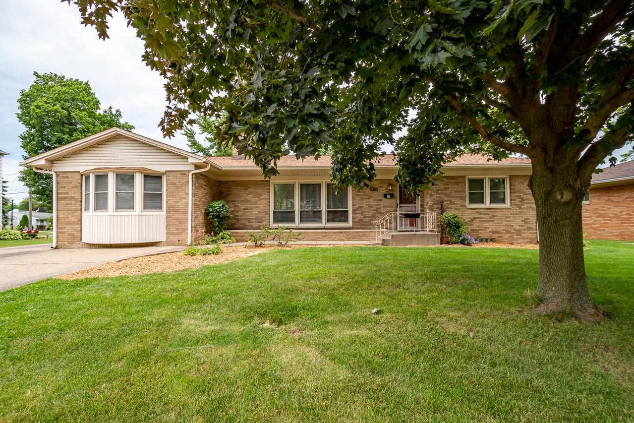 513 41st Ave., East Moline, IL