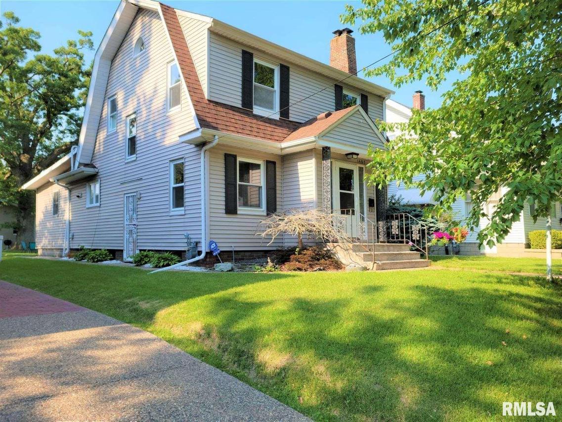 1407 28th Ave., Moline, IL 61265