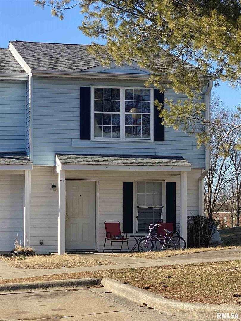 612 C-1 E Campus Dr., Carbondale, IL 62901