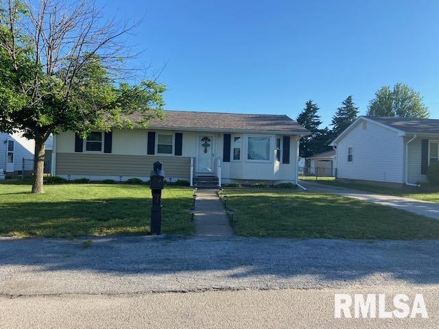 113 E 7th Ave., Colona, IL 61241