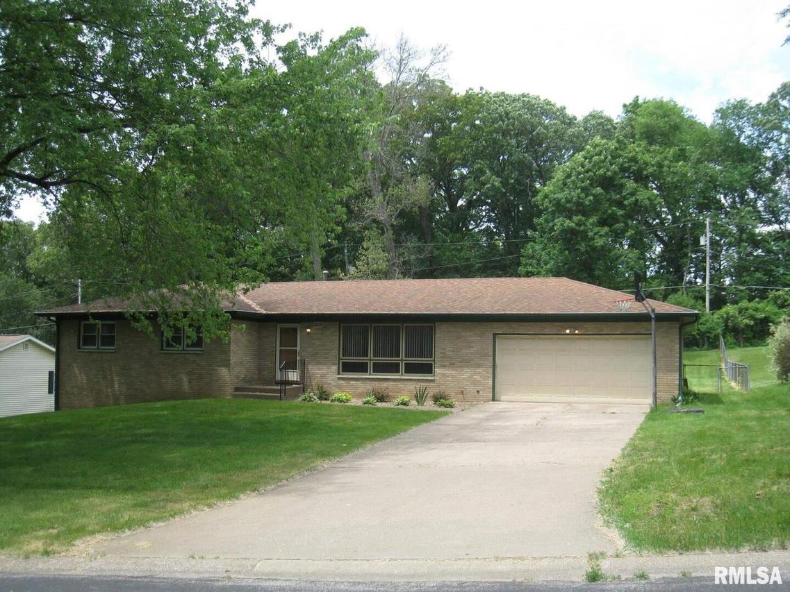 509 Bruce Ave., Milan, IL 61264