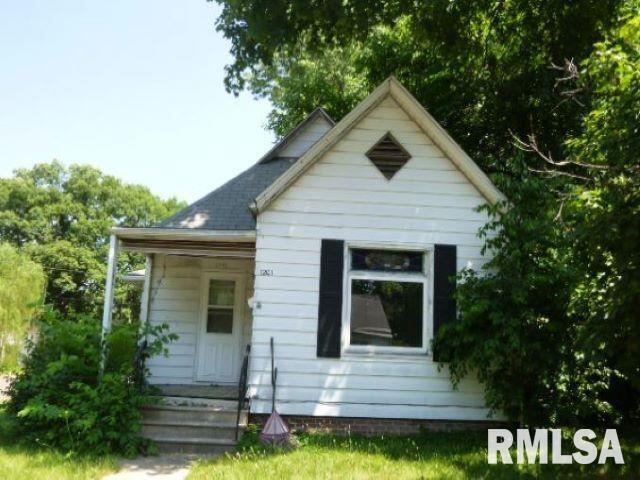 1201 E Melbourne Ave., Peoria, IL