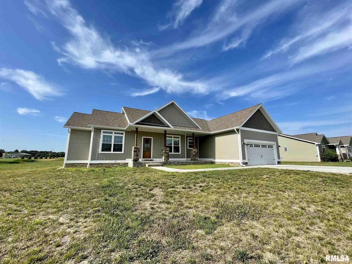 967 Forever Ln., Carbondale, IL 62901