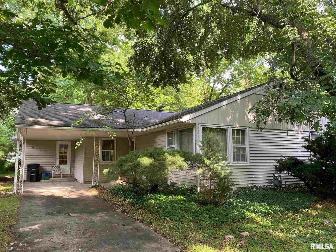 201 S Travelstead Ln., Carbondale, IL 62901