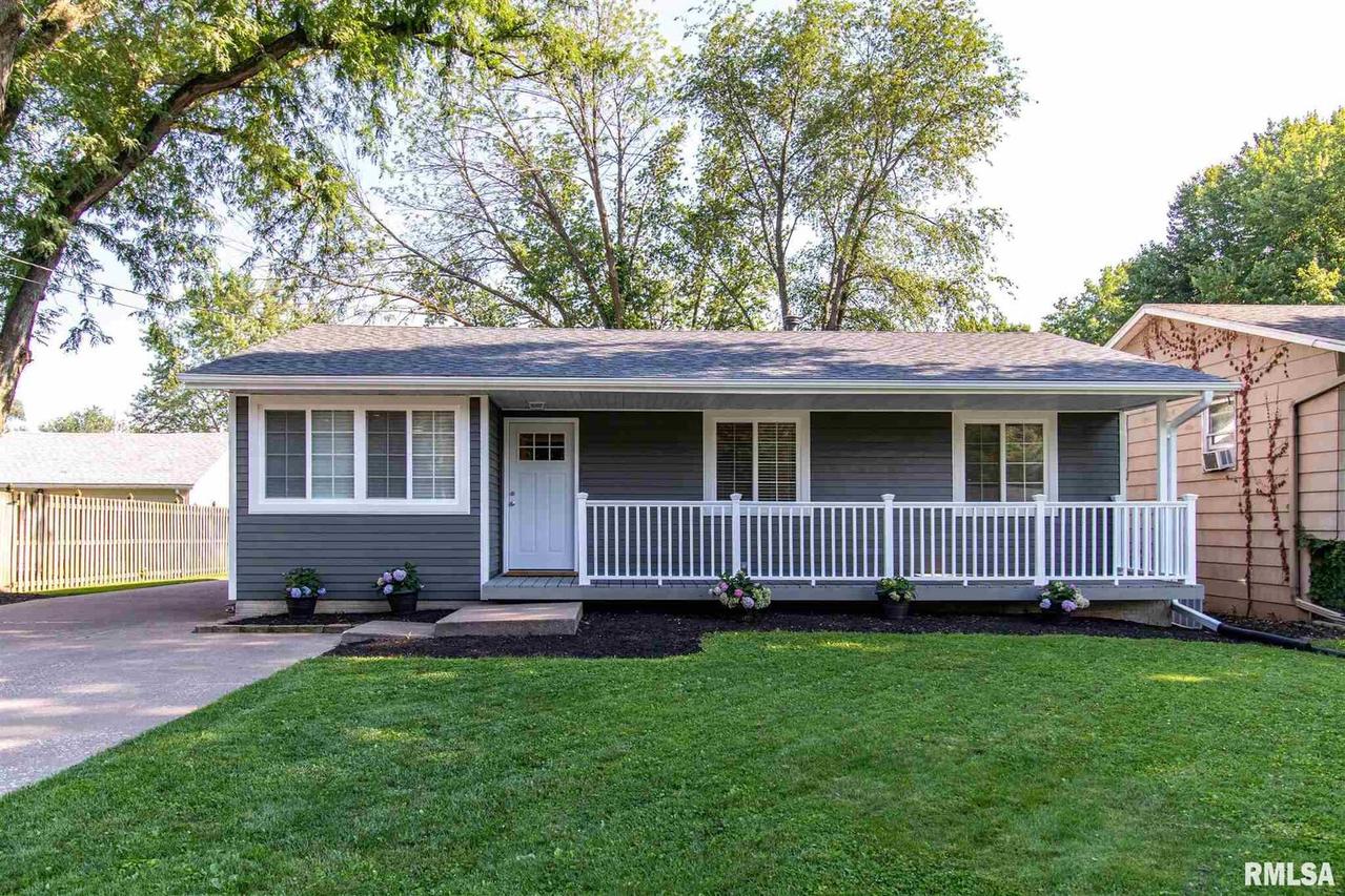 3910 32nd Ave., Moline, IL 61265