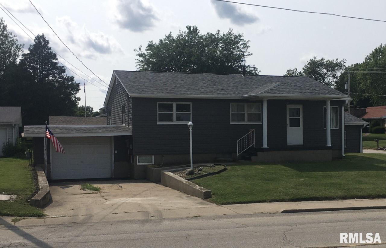 820 N Center Ave., Galva, IL 61434