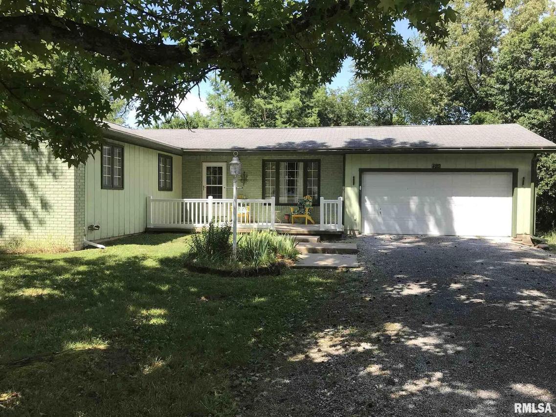 122 Oaklawn Circle Dr., Energy, IL 62933