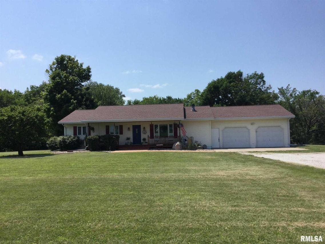 752 305th St., New Windsor, IL 61465