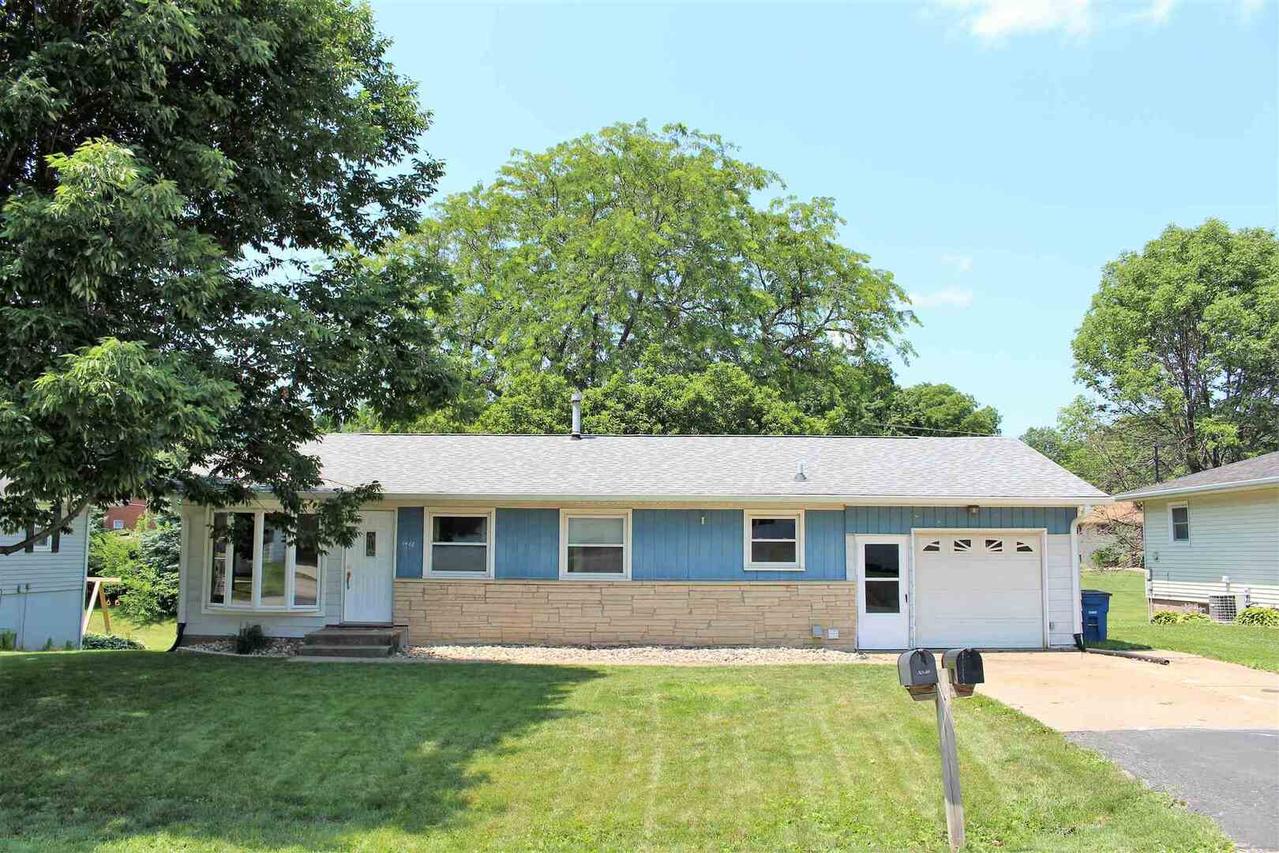 1412 7th St., Orion, IL 61273