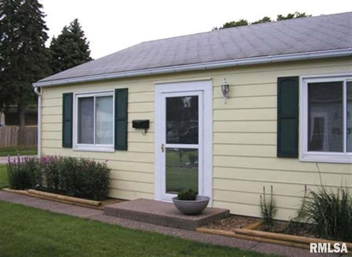 1306 39th St., Moline, IL 61265