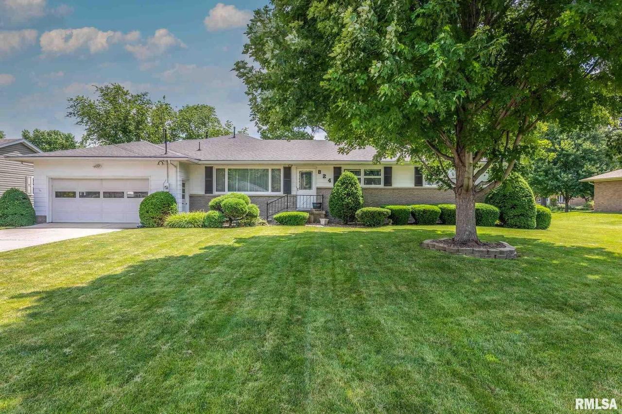 824 S Spring St., Geneseo, IL 61254