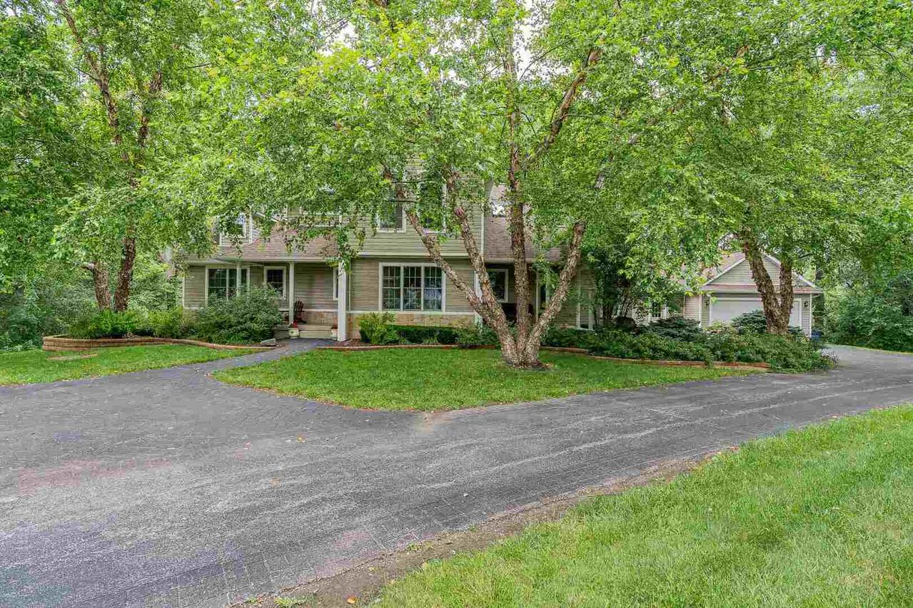 1104 White Oak Ct., Port Byron, IL 61275