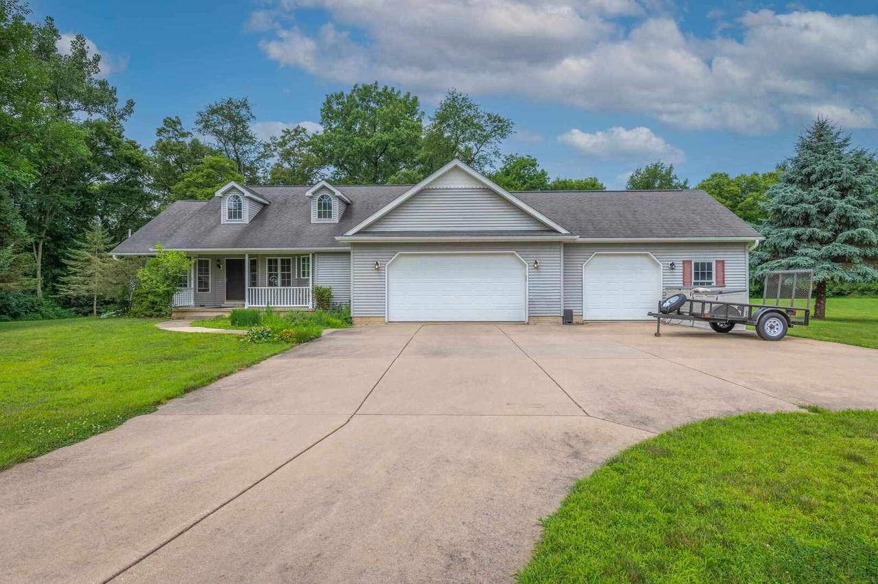 18 Ponderosa Dr., Colona, IL 61241