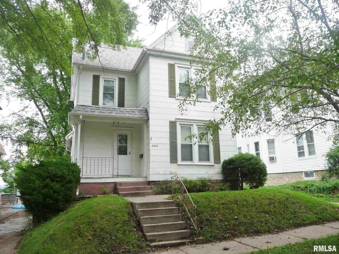 2845 8th Ave., Rock Island, IL 61201