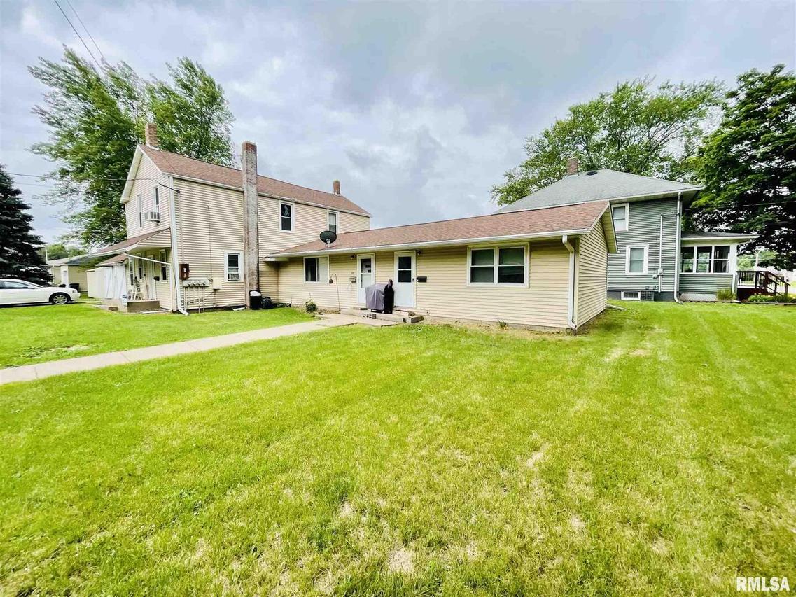 105-109 NE 5th Ave., Aledo, IL 61231