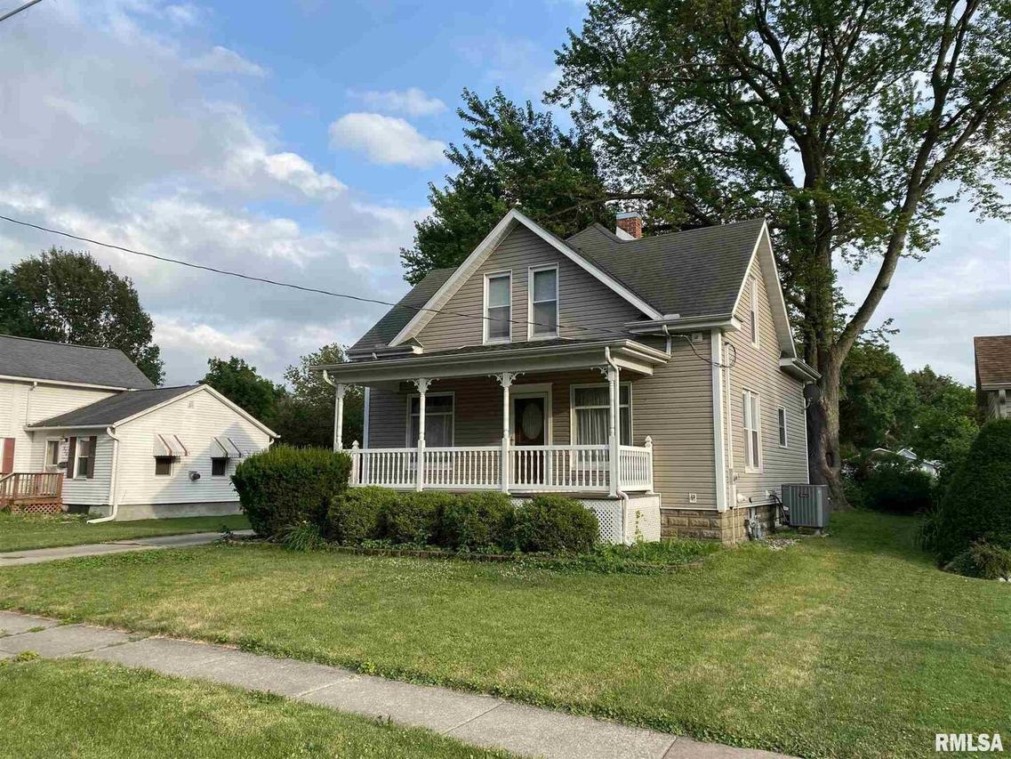 318 E Palace Row, Geneseo, IL 61254