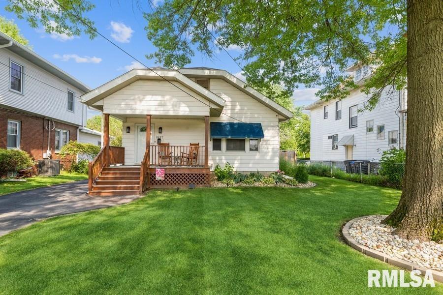 1837 30th St., Rock Island, IL 61201