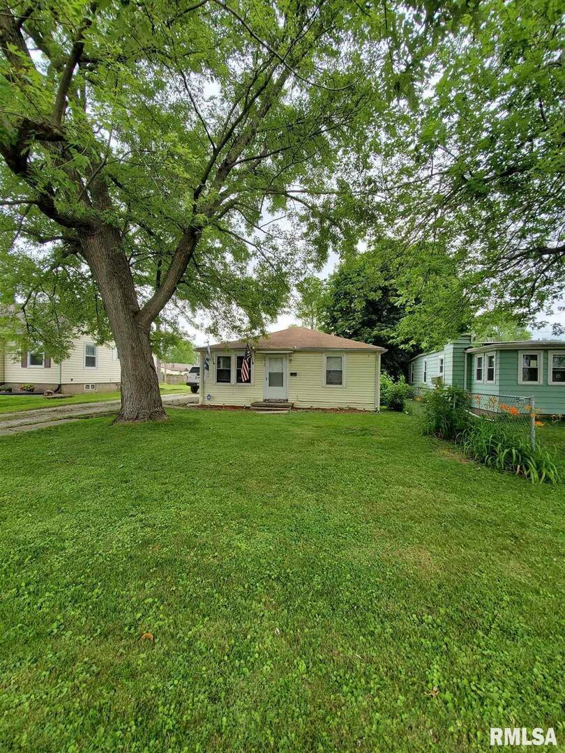 2410 45th St., Moline, IL 61265