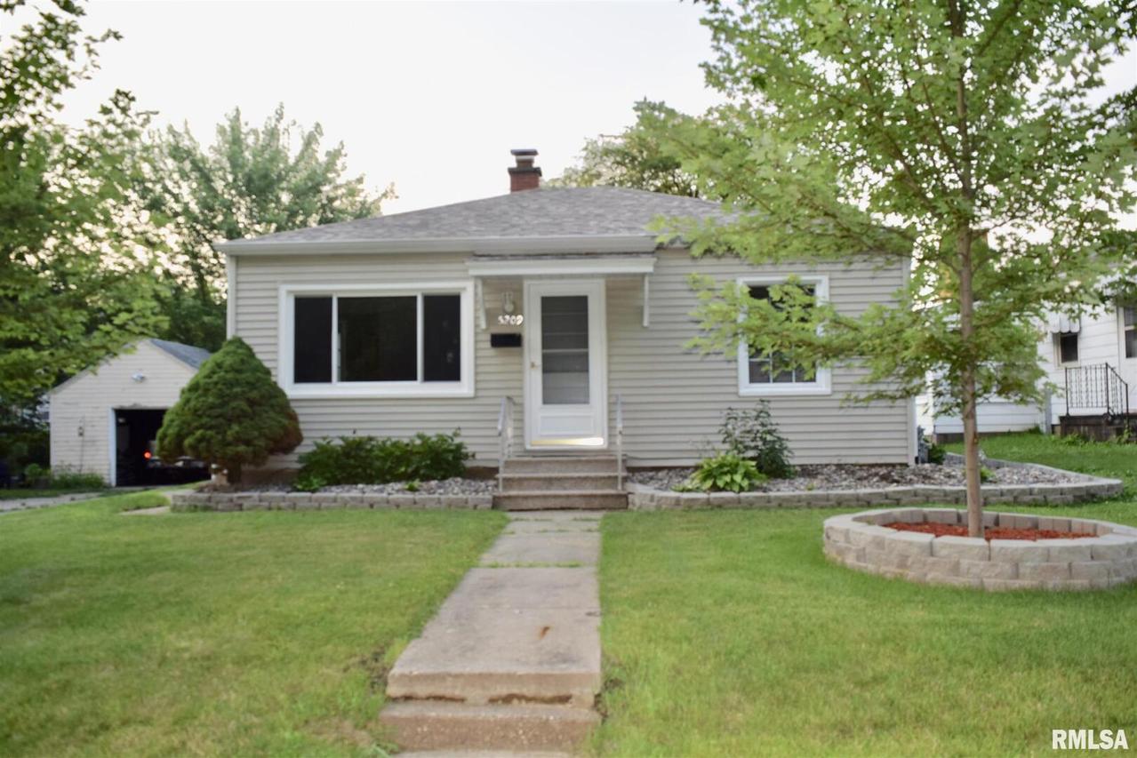 5209 11th Ave. #B, Moline, IL 61265