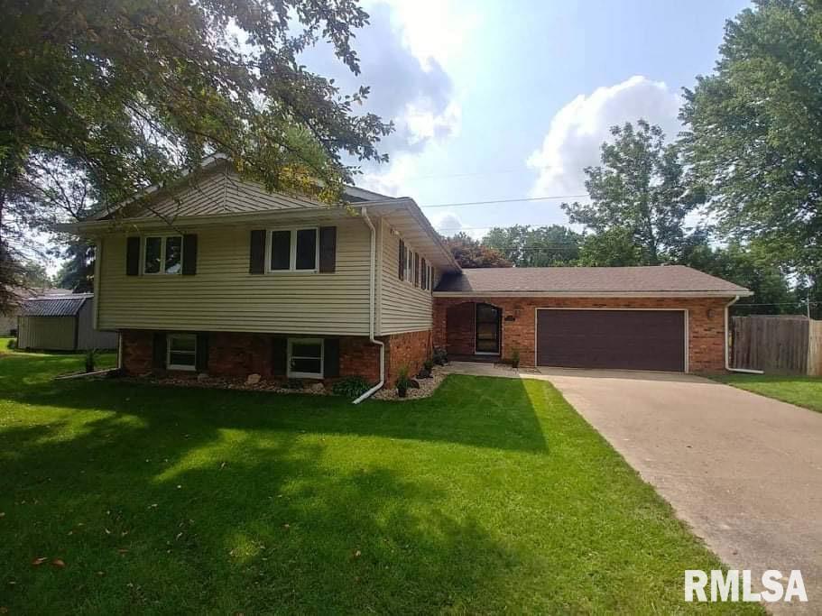 2 Sunset Dr., Cordova, IL 61242