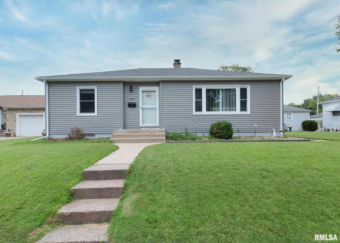 825 23rd Ave., East Moline, IL 61244