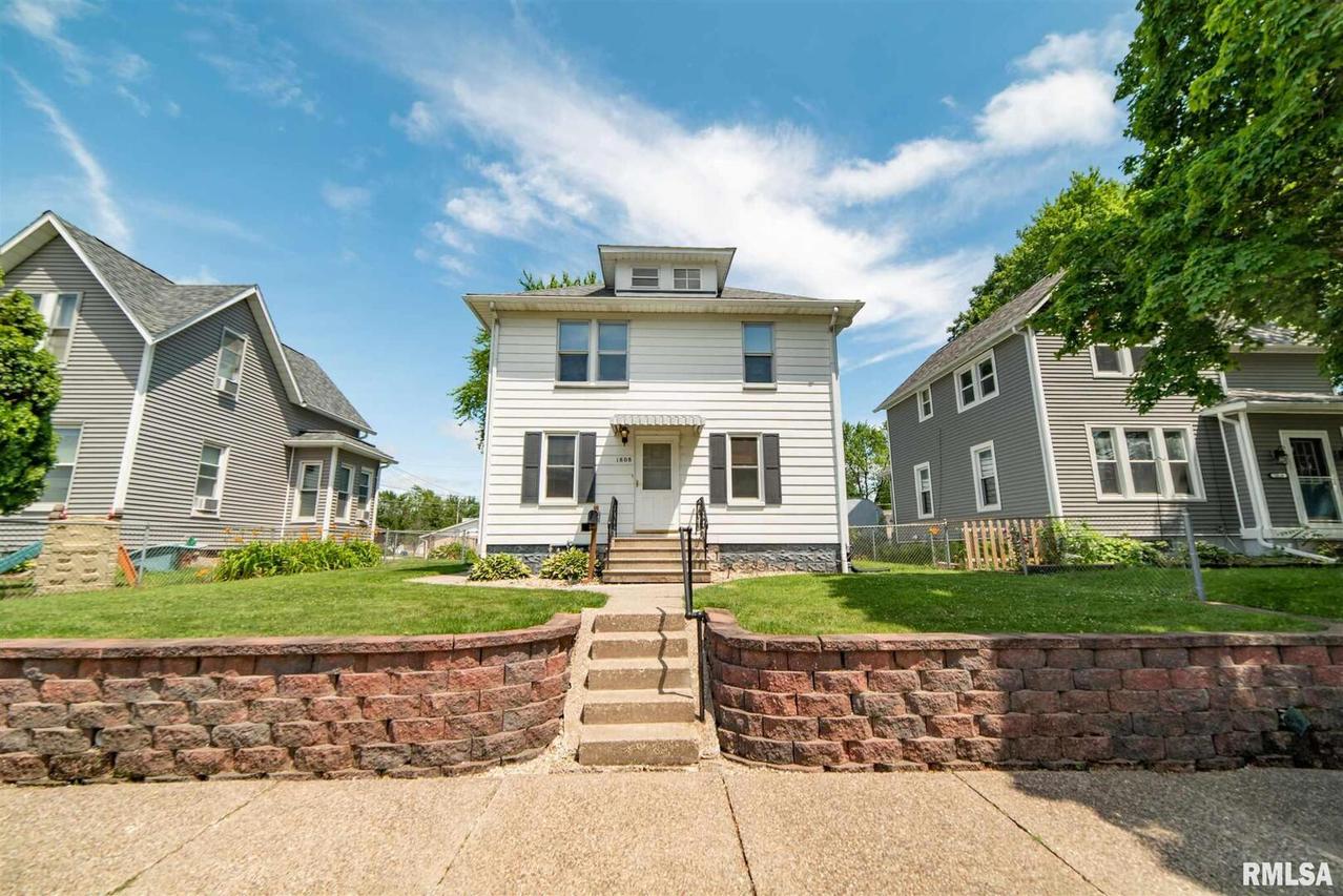 1808 9th St. #1808 1/2 9th Street, Moline, IL 61265