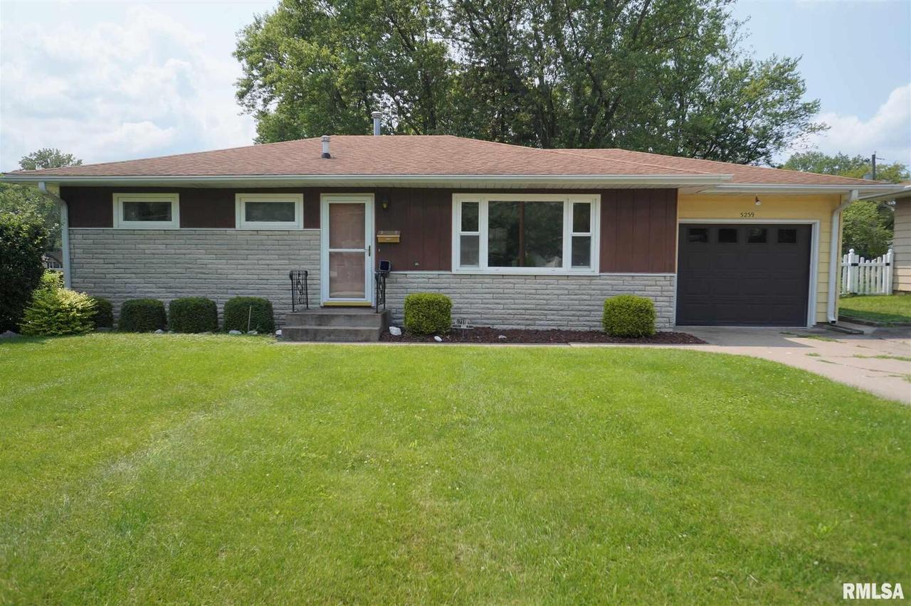 3239 Archer Dr., East Moline, IL 61244