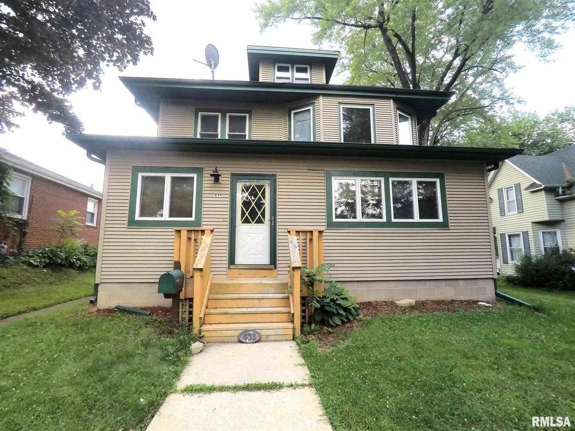 433 44th St., Moline, IL 61265