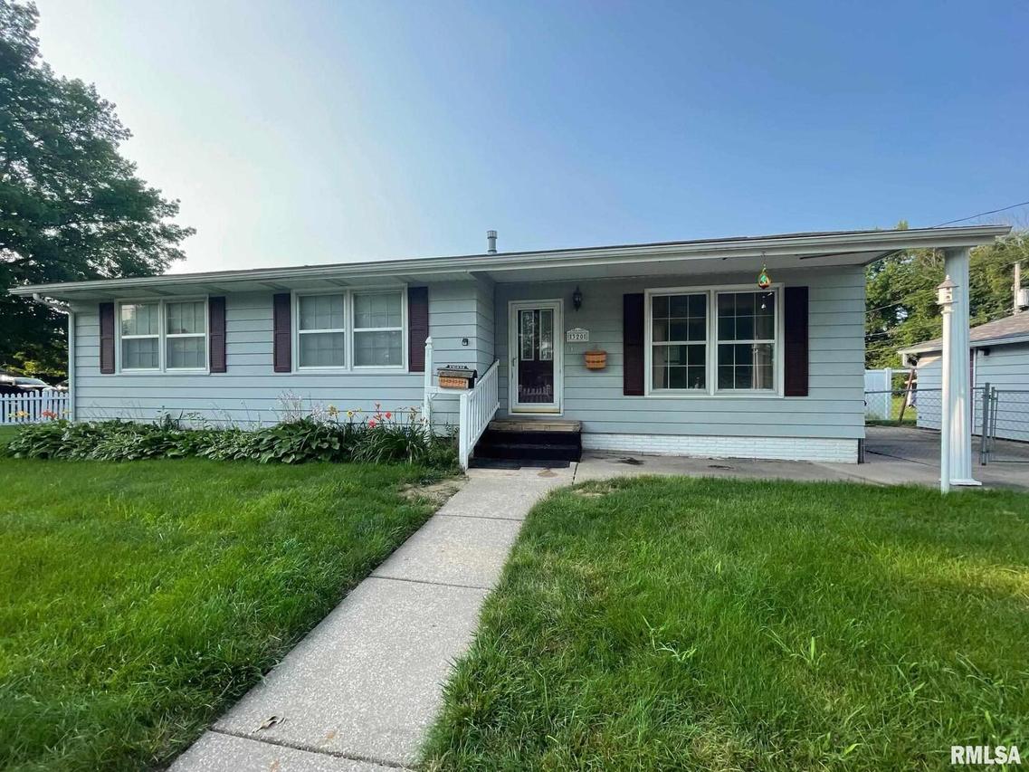 320 4th Ave., Milan, IL 61264