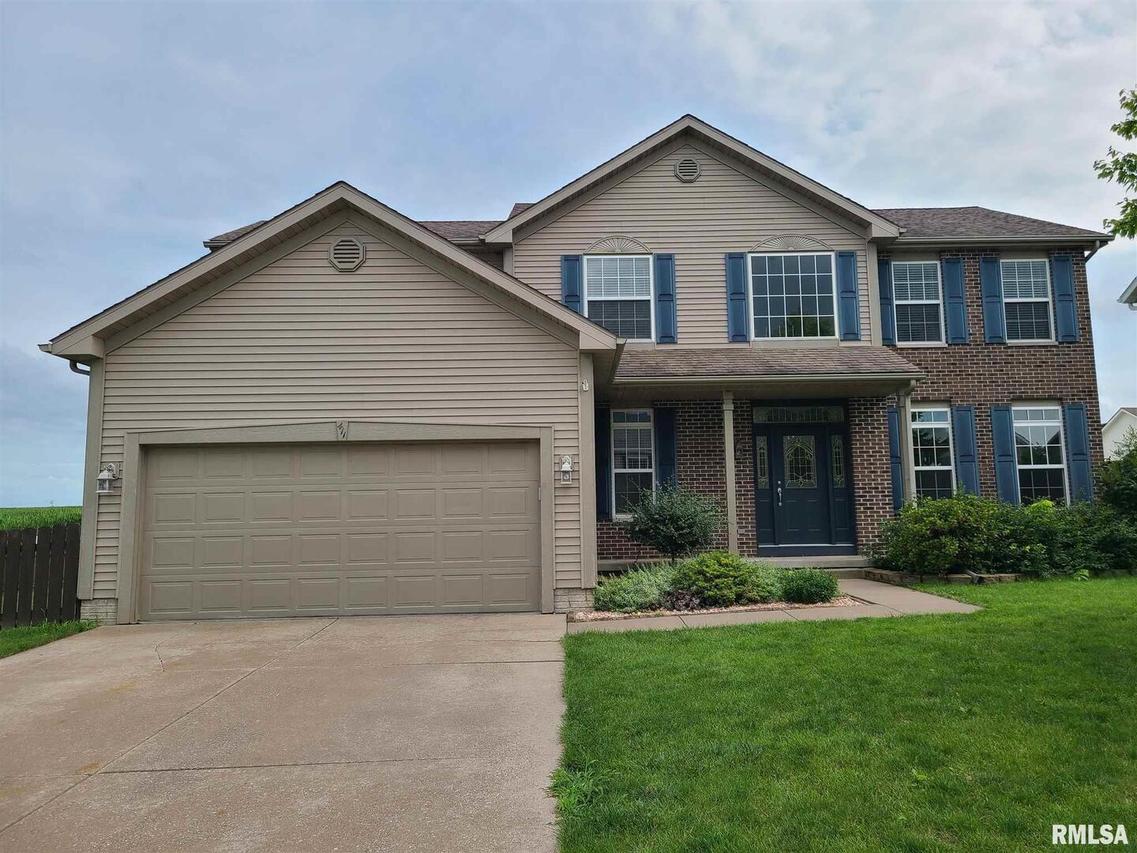 411 Meadowbrook Ln., Colona, IL 61241