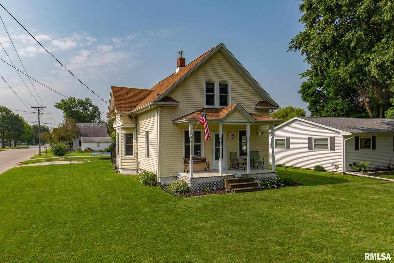 1214 10th Ave., Orion, IL 61273