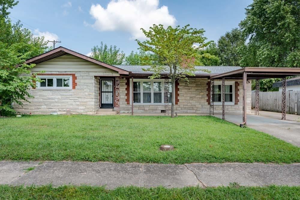 900 W Stockton St., Marion, IL 62959