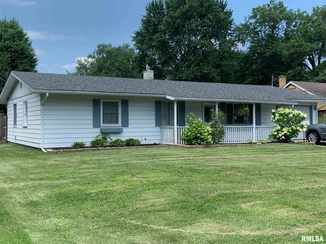 2242 32nd St., Rock Island, IL 61201