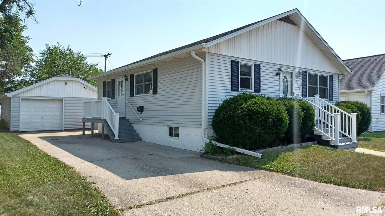 1218 14th Ave., Fulton, IL 61252