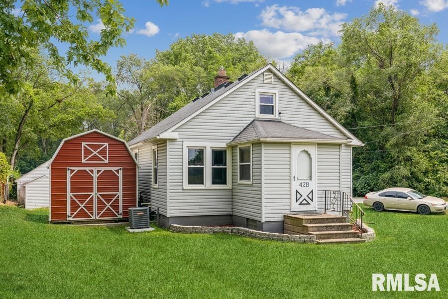 428 7th St., East Moline, IL 61244